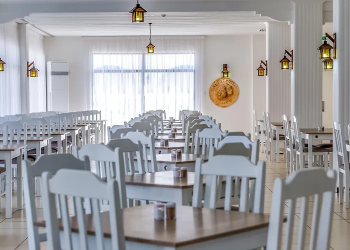 Sveltos Готель Ларнака