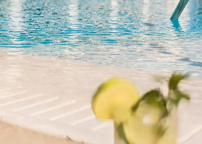 Sveltos Готель 3*