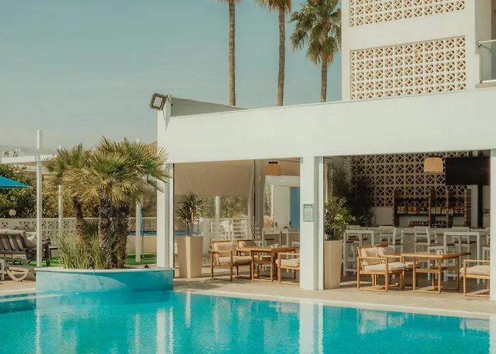 Sveltos Готель