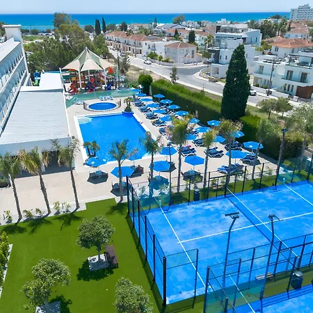 سفيلتوس فندق 3*