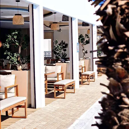 Hotel Sveltos Larnaca