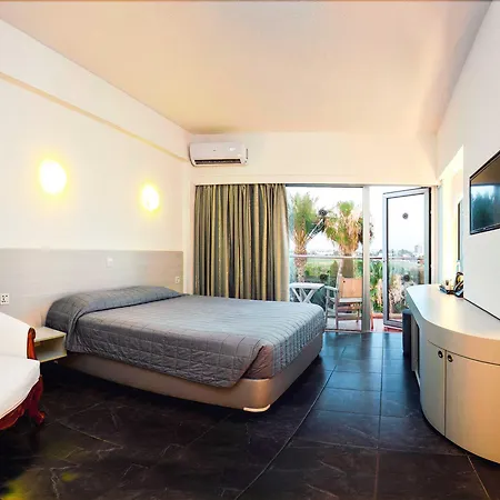 Sveltos Hotel 3*